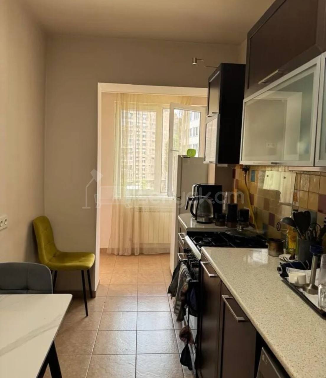 4 Սենյականոց Բնակարան, 99քմ, 4/9 հարկ, Կապիտալ Վերանորոգված