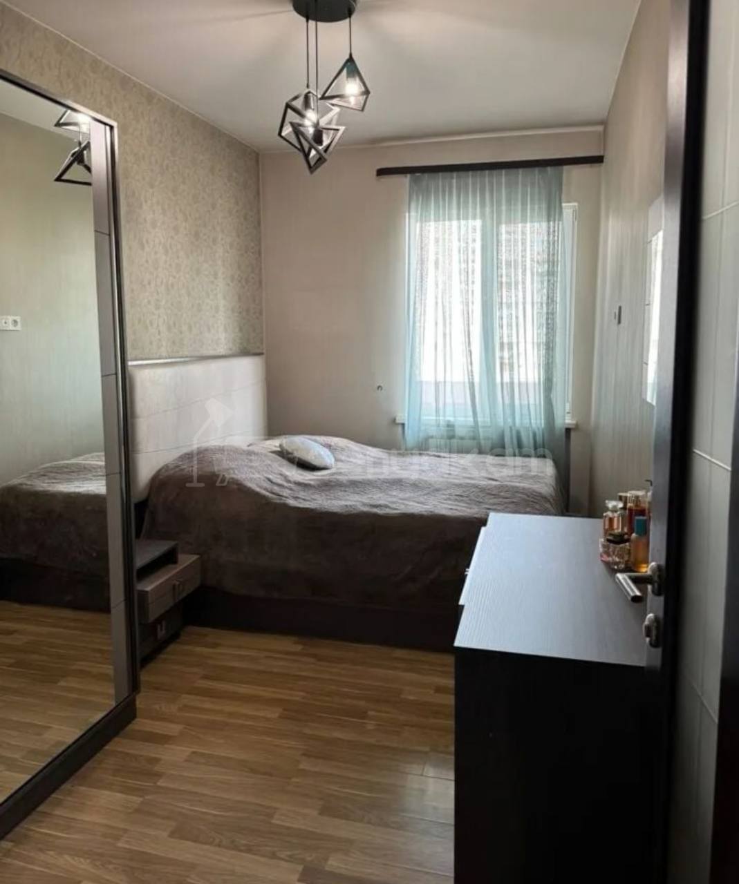 4 Սենյականոց Բնակարան, 99քմ, 4/9 հարկ, Կապիտալ Վերանորոգված