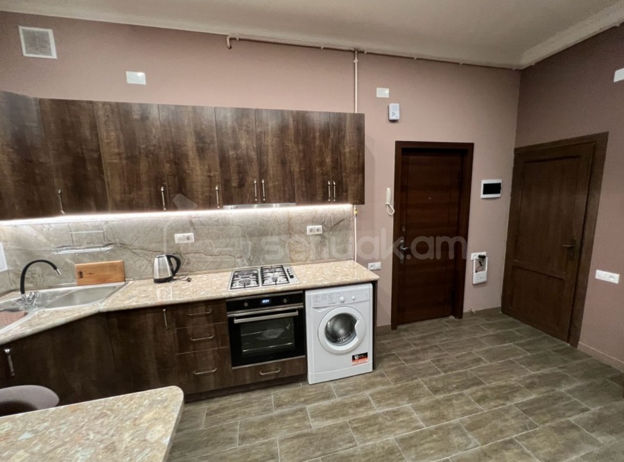 2 Սենյականոց Բնակարան Նորակառույցում, 56քմ, 3/3 հարկ, Դիզայներական Վերանորոգված, Կահավորված