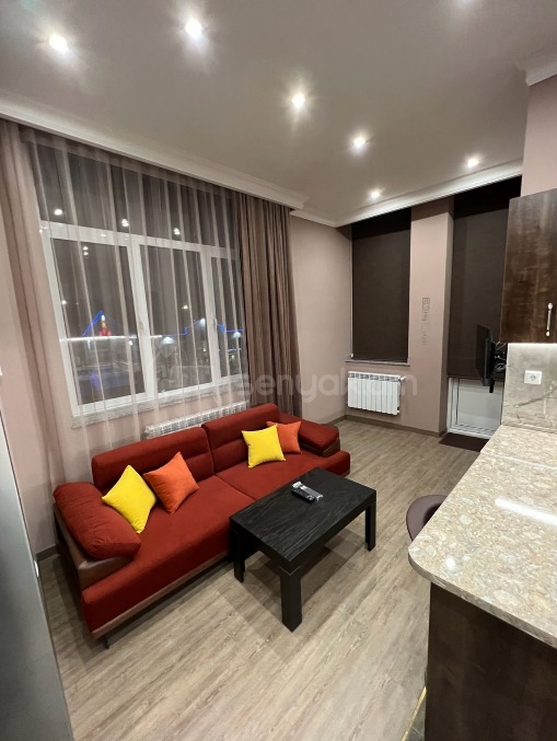 2 Սենյականոց Բնակարան Նորակառույցում, 56քմ, 3/3 հարկ, Դիզայներական Վերանորոգված, Կահավորված