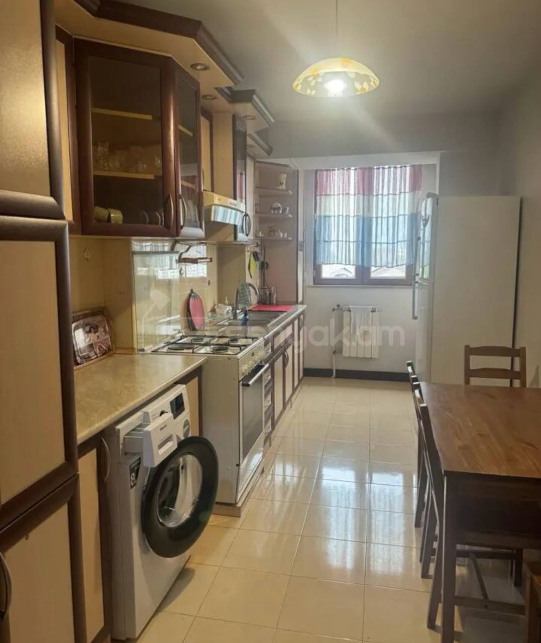 3 Սենյականոց Բնակարան, 85քմ, 5/9 հարկ, Կապիտալ Վերանորոգված