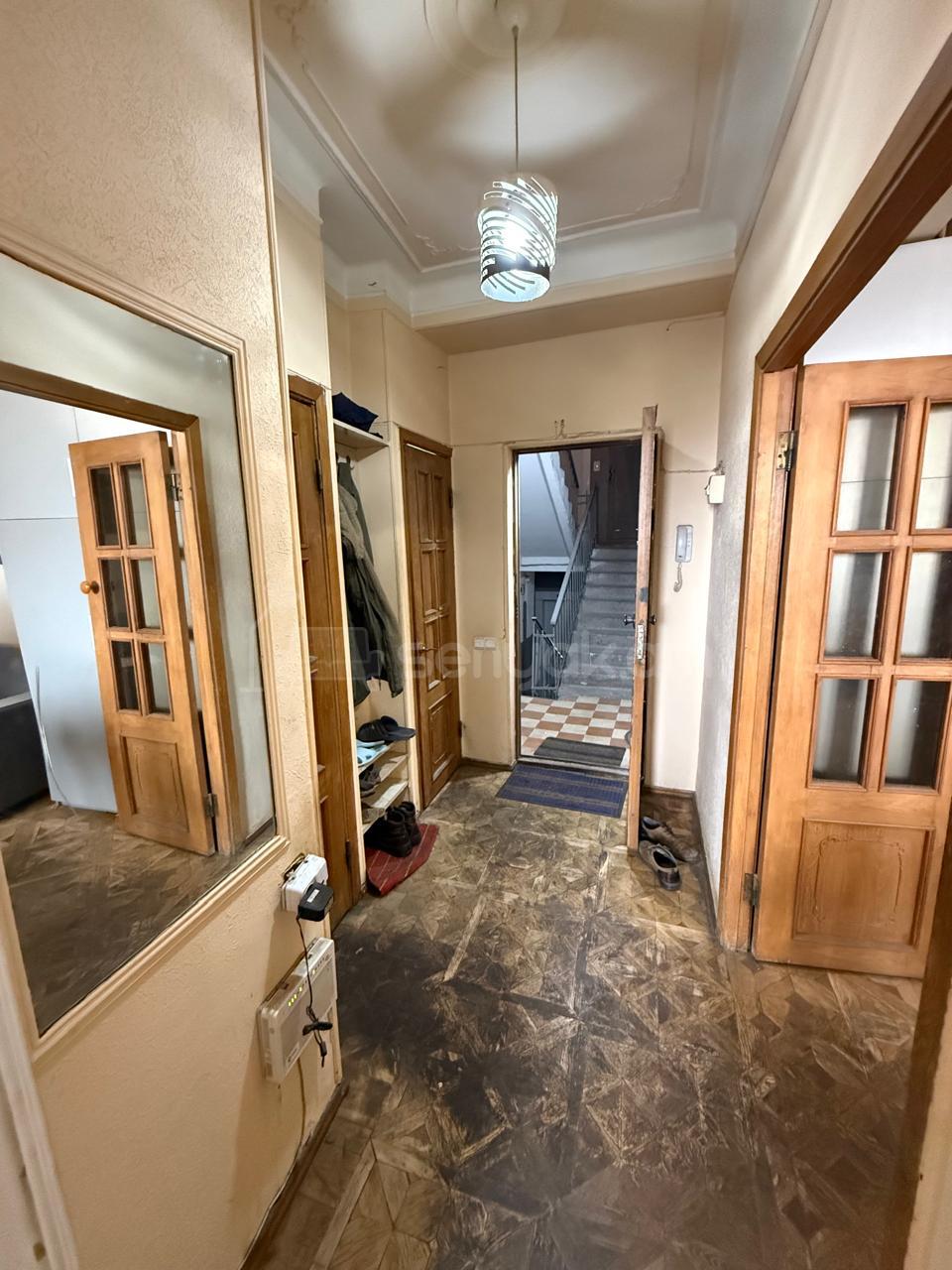 1 Սենյականոց Բնակարան, 42քմ, 8/10 հարկ, Պետական Վիճակում