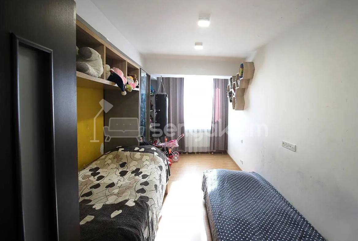 4 Սենյականոց Բնակարան, 103քմ, 6/14 հարկ, Նորմալ Վիճակում