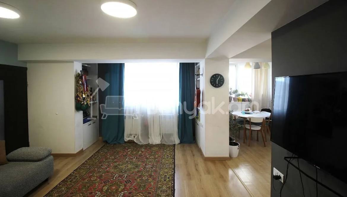 4 Սենյականոց Բնակարան, 103քմ, 6/14 հարկ, Նորմալ Վիճակում