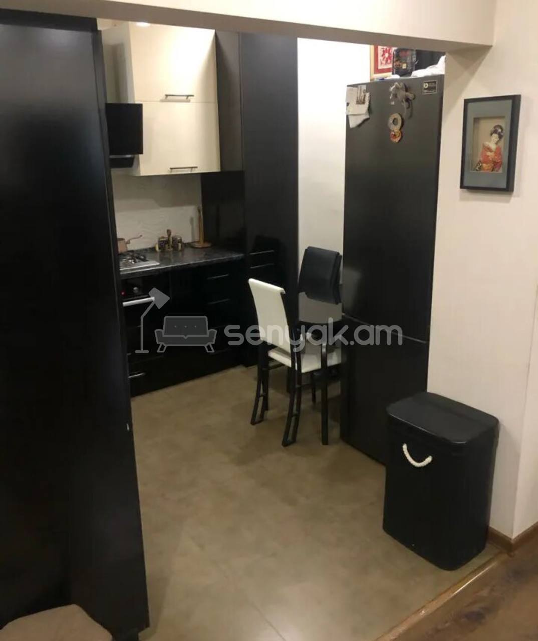 3 Սենյականոց Բնակարան Քարե Շենքում, 70քմ, 4/4 հարկ, Դիզայներական Վերանորոգված