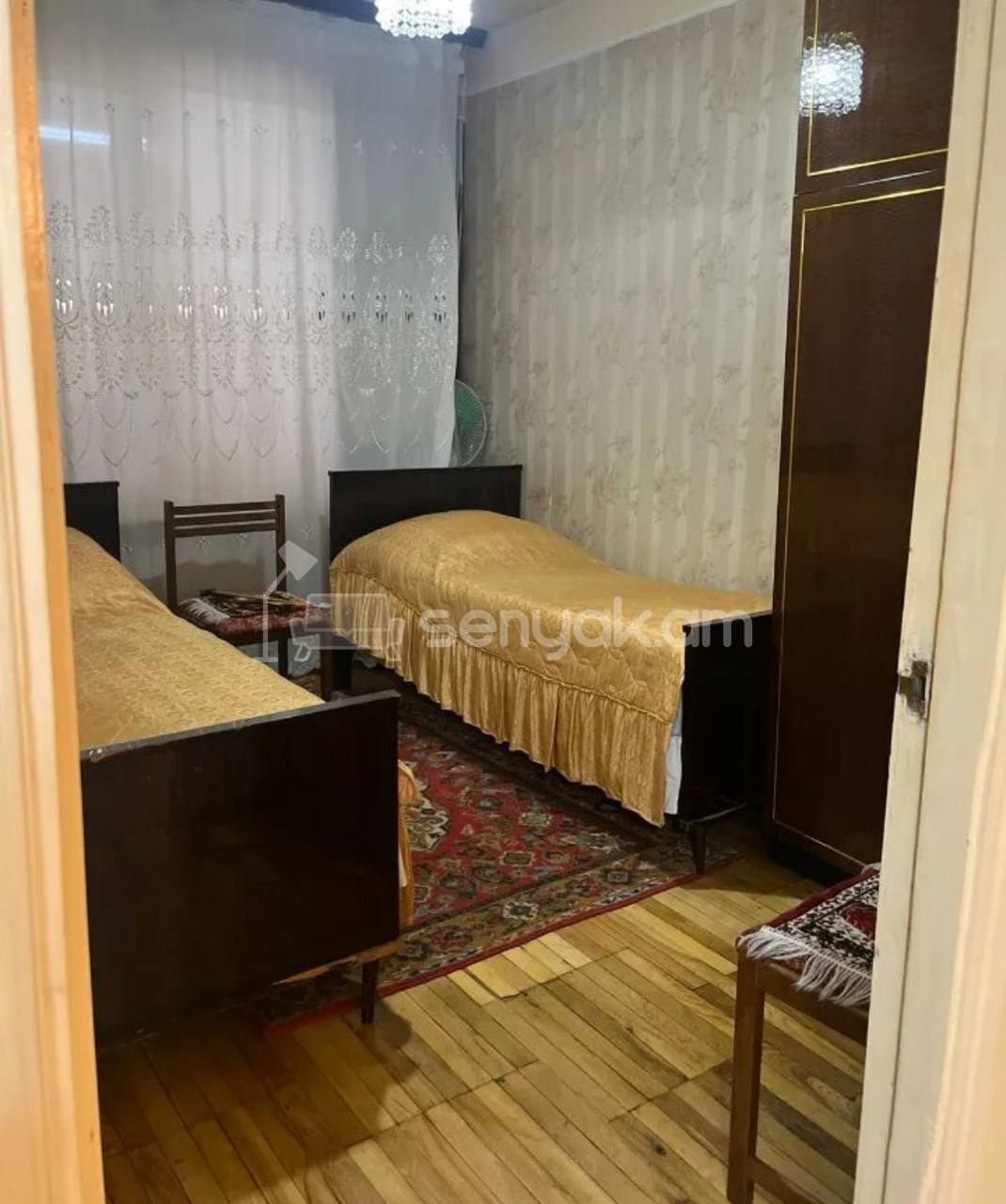 4 Սենյականոց Բնակարան Քարե Շենքում, 105քմ, 6/6 հարկ, Կոսմետիկ Վերանորոգված