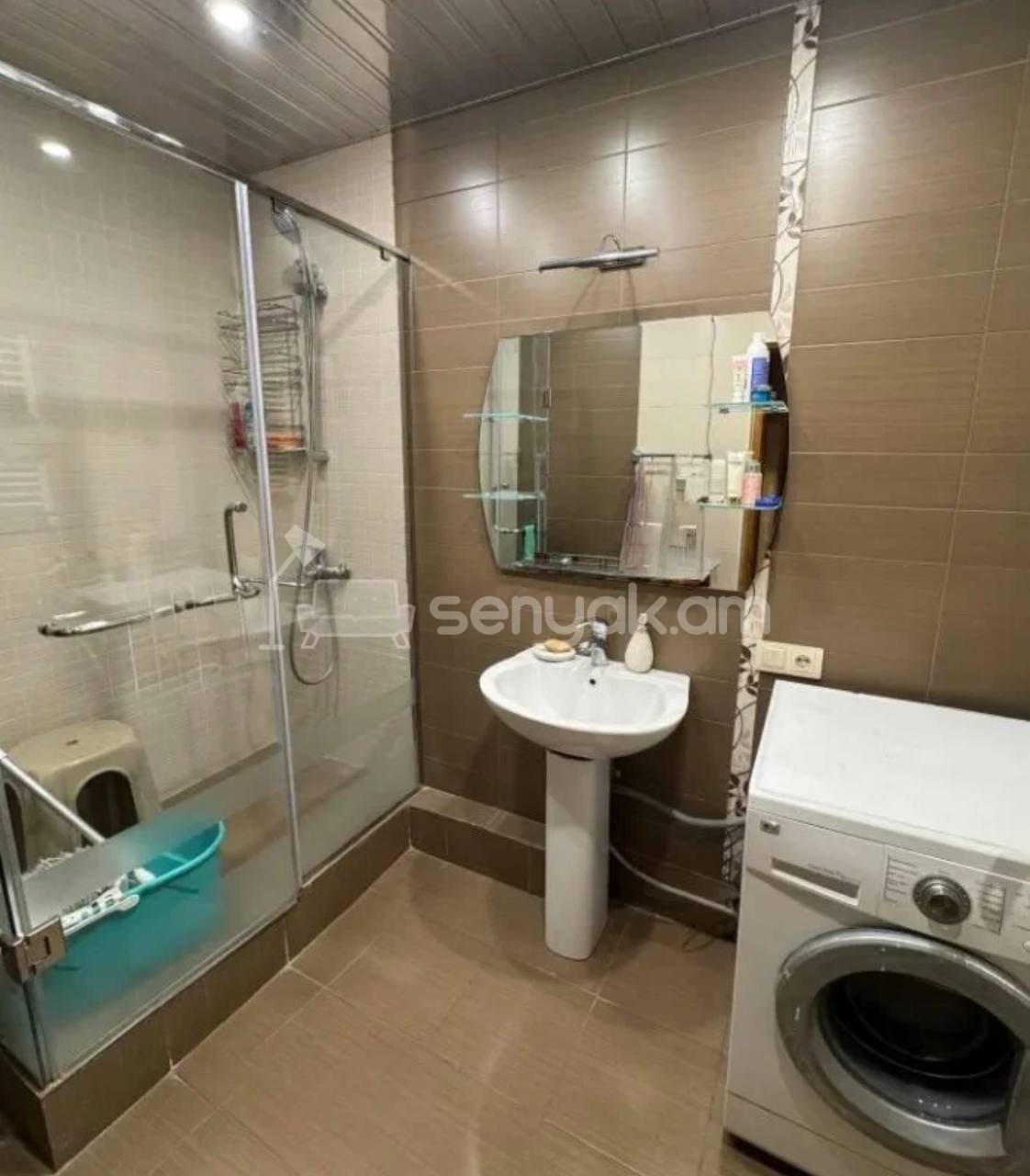 3 Սենյականոց Բնակարան, 105քմ, 11/14 հարկ, Կոսմետիկ Վերանորոգված