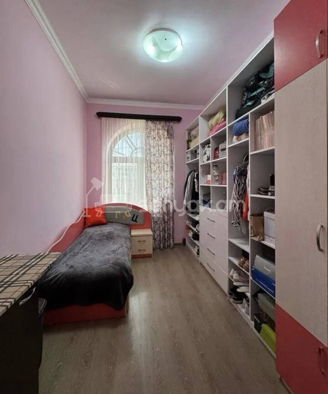 4 Սենյականոց Սեփական Տուն, 240քմ, Կապիտալ Վերանորոգված