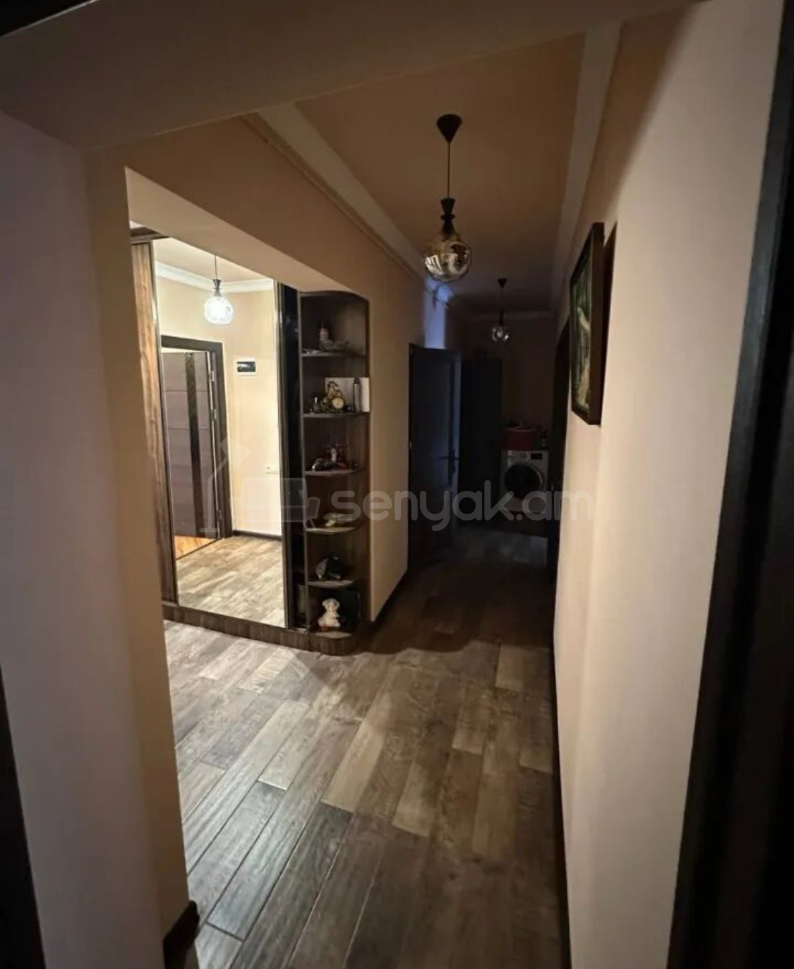 3 Սենյականոց Բնակարան, 98քմ, 2/9 հարկ, Կապիտալ Վերանորոգված