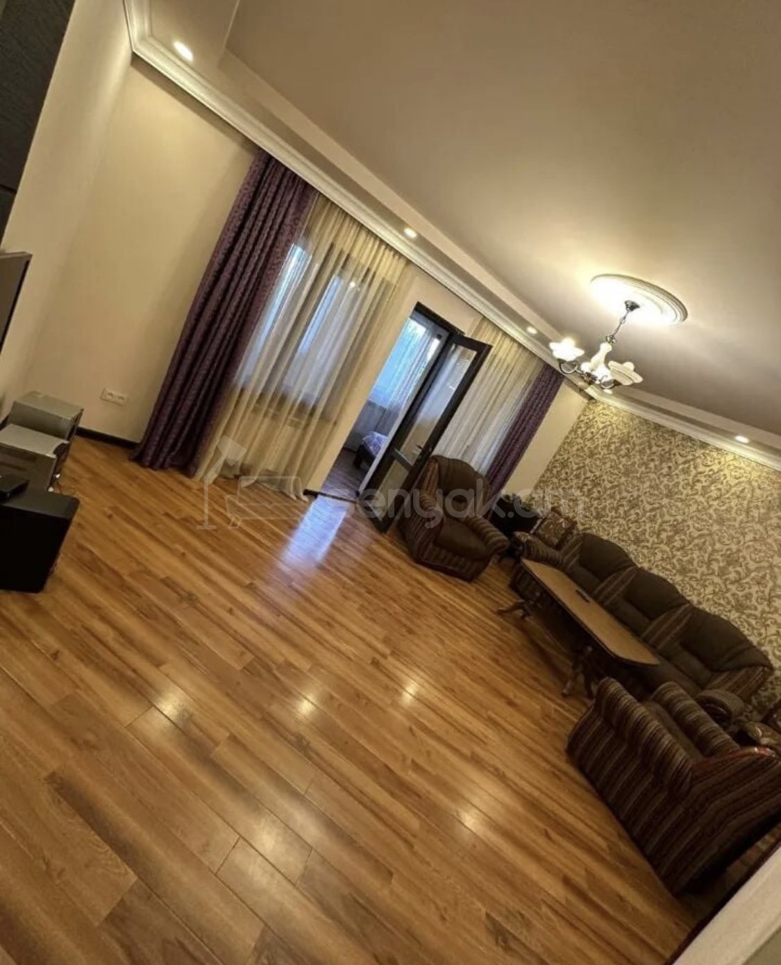 3 Սենյականոց Բնակարան, 98քմ, 2/9 հարկ, Կապիտալ Վերանորոգված