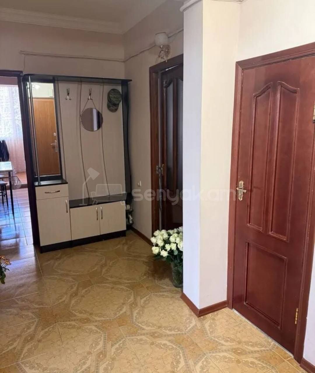 4 Սենյականոց Բնակարան, 78քմ, 1/9 հարկ, Կապիտալ Վերանորոգված