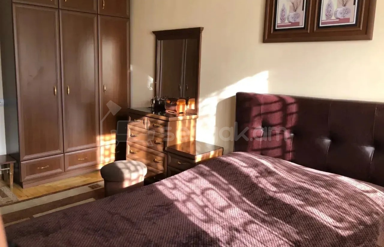 2 Սենյականոց Բնակարան, 60քմ, 3/5 հարկ, Կապիտալ Վերանորոգված