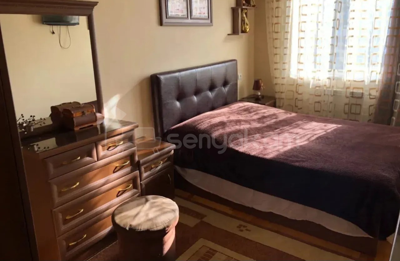 2 Սենյականոց Բնակարան, 60քմ, 3/5 հարկ, Նորմալ Վիճակում