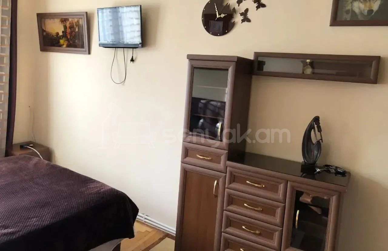 2 Սենյականոց Բնակարան, 60քմ, 3/5 հարկ, Նորմալ Վիճակում