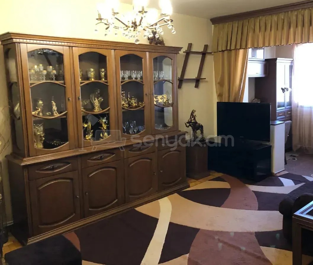 2 Սենյականոց Բնակարան, 60քմ, 3/5 հարկ, Նորմալ Վիճակում