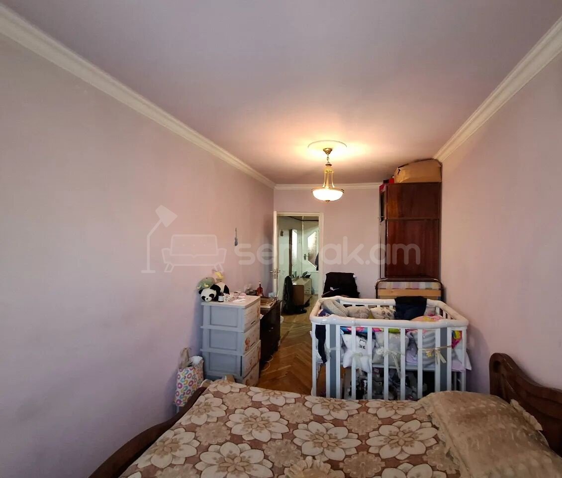 2 Սենյականոց Բնակարան, 50քմ, 4/4 հարկ, Կապիտալ Վերանորոգված