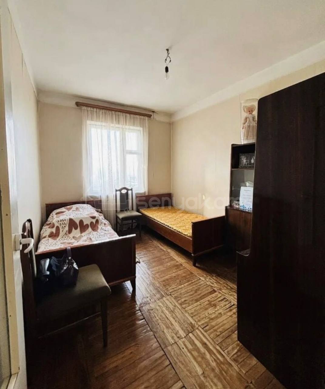 3 Սենյականոց Բնակարան, 80քմ, 8/9 հարկ, Նորմալ Վիճակում, Կահավորված