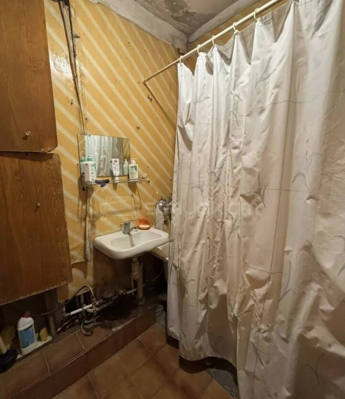 3 Սենյականոց Բնակարան, 80քմ, 8/9 հարկ, Նորմալ Վիճակում, Կահավորված