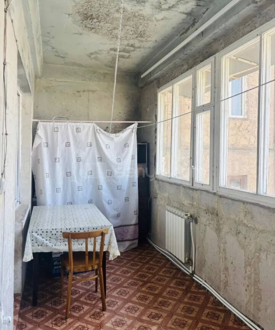 3 Սենյականոց Բնակարան, 80քմ, 8/9 հարկ, Նորմալ Վիճակում, Կահավորված