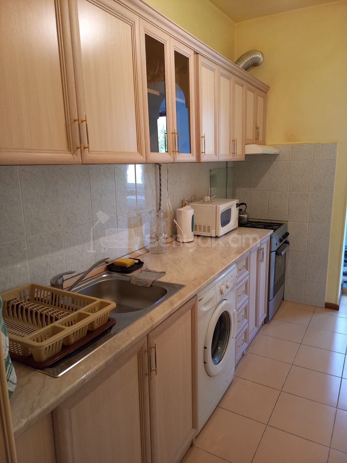 2 Սենյականոց Բնակարան Քարե Շենքում, 64քմ, 4/5 հարկ, Կապիտալ Վերանորոգված, Կահավորված, Արևկող