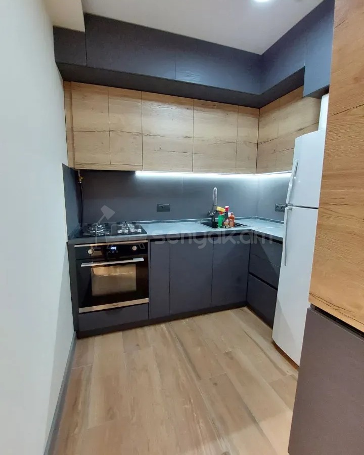 2 Սենյականոց Բնակարան, 40քմ, 7/10 հարկ, Դիզայներական Վերանորոգված