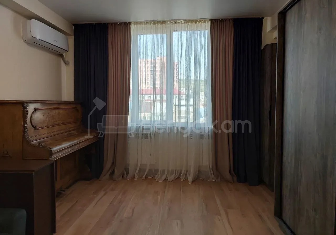 2 Սենյականոց Բնակարան, 40քմ, 7/10 հարկ, Դիզայներական Վերանորոգված