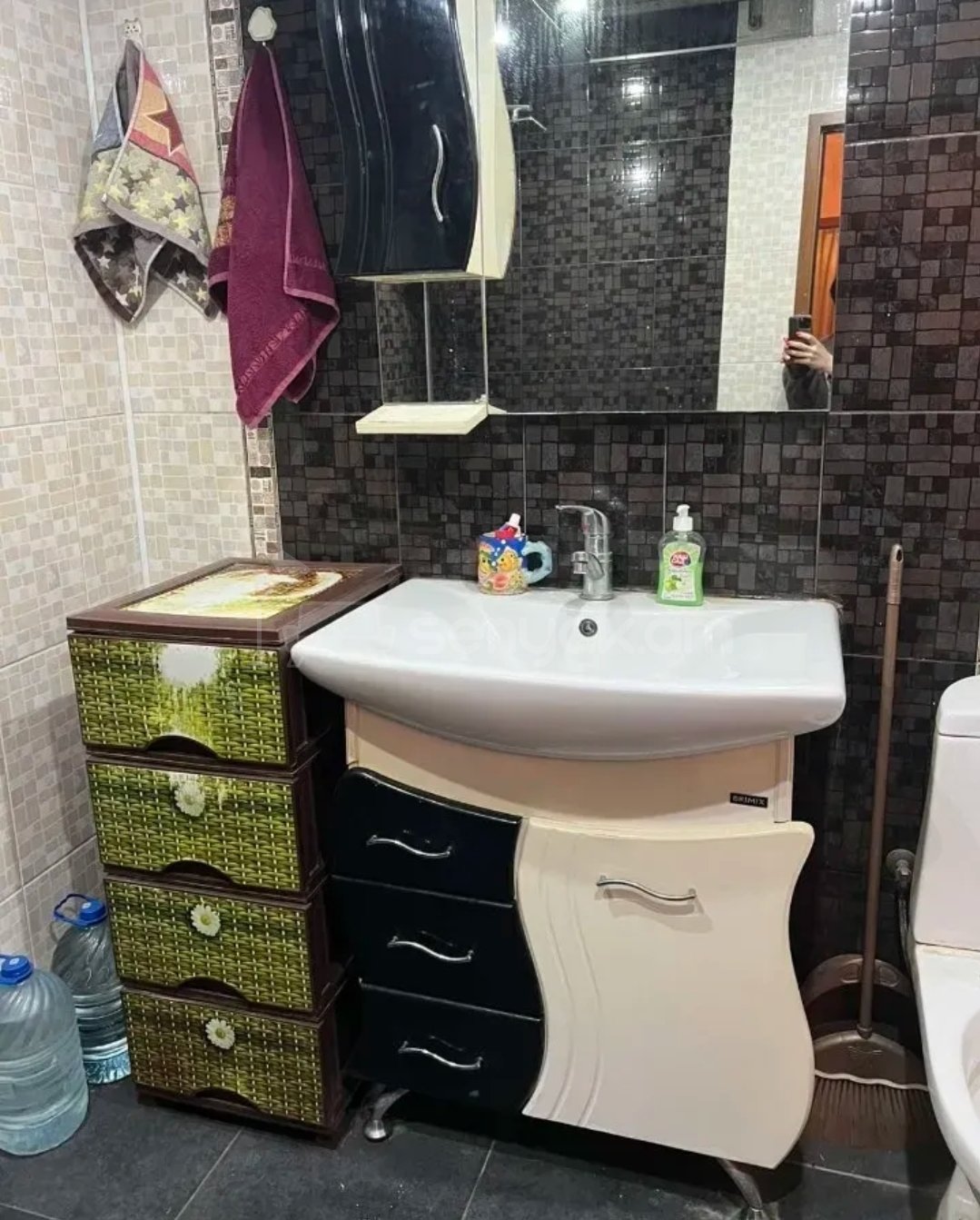 2 Սենյականոց Բնակարան, 50քմ, 4/9 հարկ, Նորմալ Վիճակում, Կահավորված, Արևկող