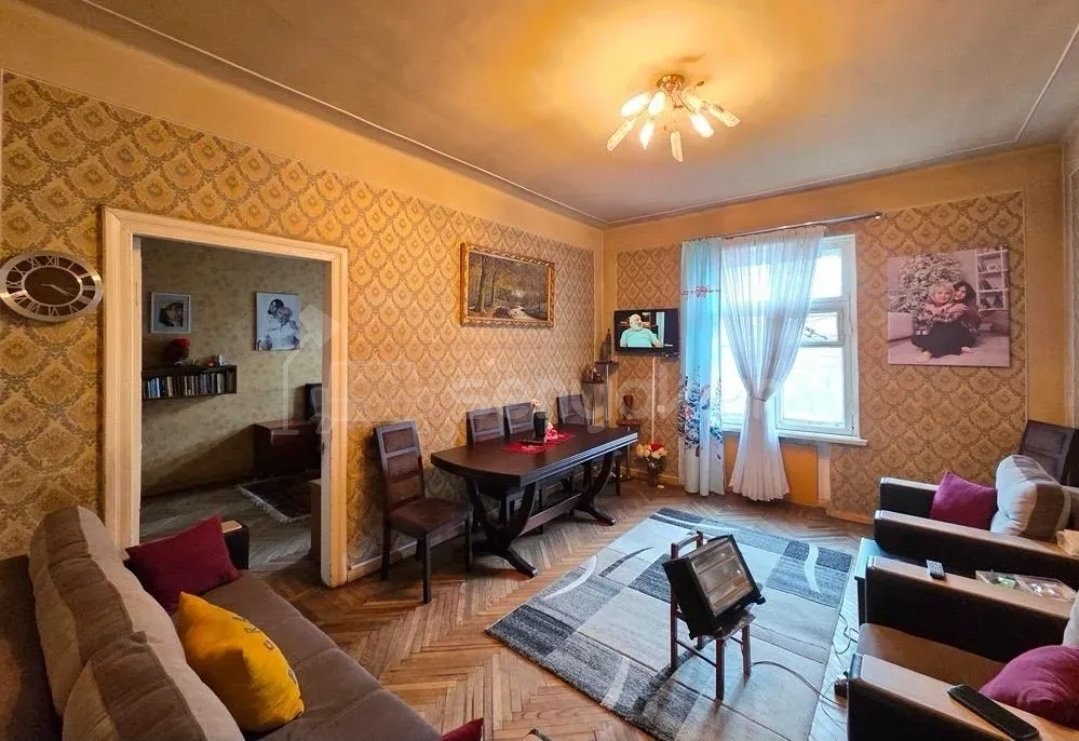 3 Սենյականոց Բնակարան, 85քմ, 3/4 հարկ, Նորմալ Վիճակում