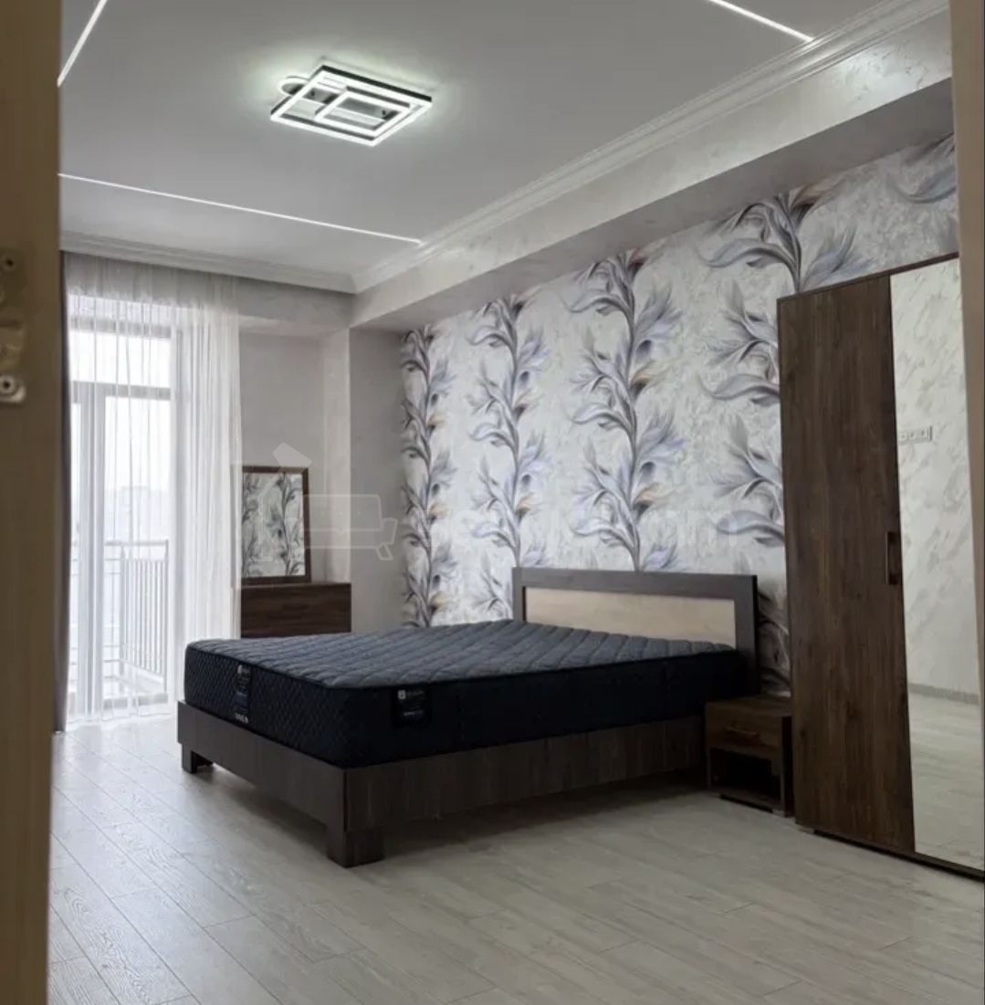 3 Սենյականոց Բնակարան Նորակառույցում, 110քմ, 12/18 հարկ, Դիզայներական Վերանորոգված, Կահավորված