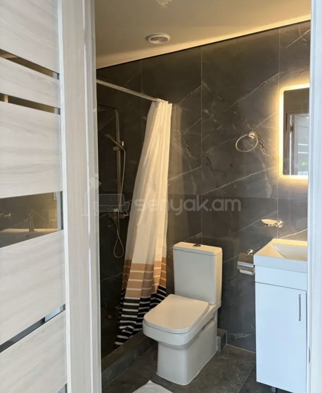 3 Սենյականոց Բնակարան Նորակառույցում, 110քմ, 12/18 հարկ, Դիզայներական Վերանորոգված, Կահավորված