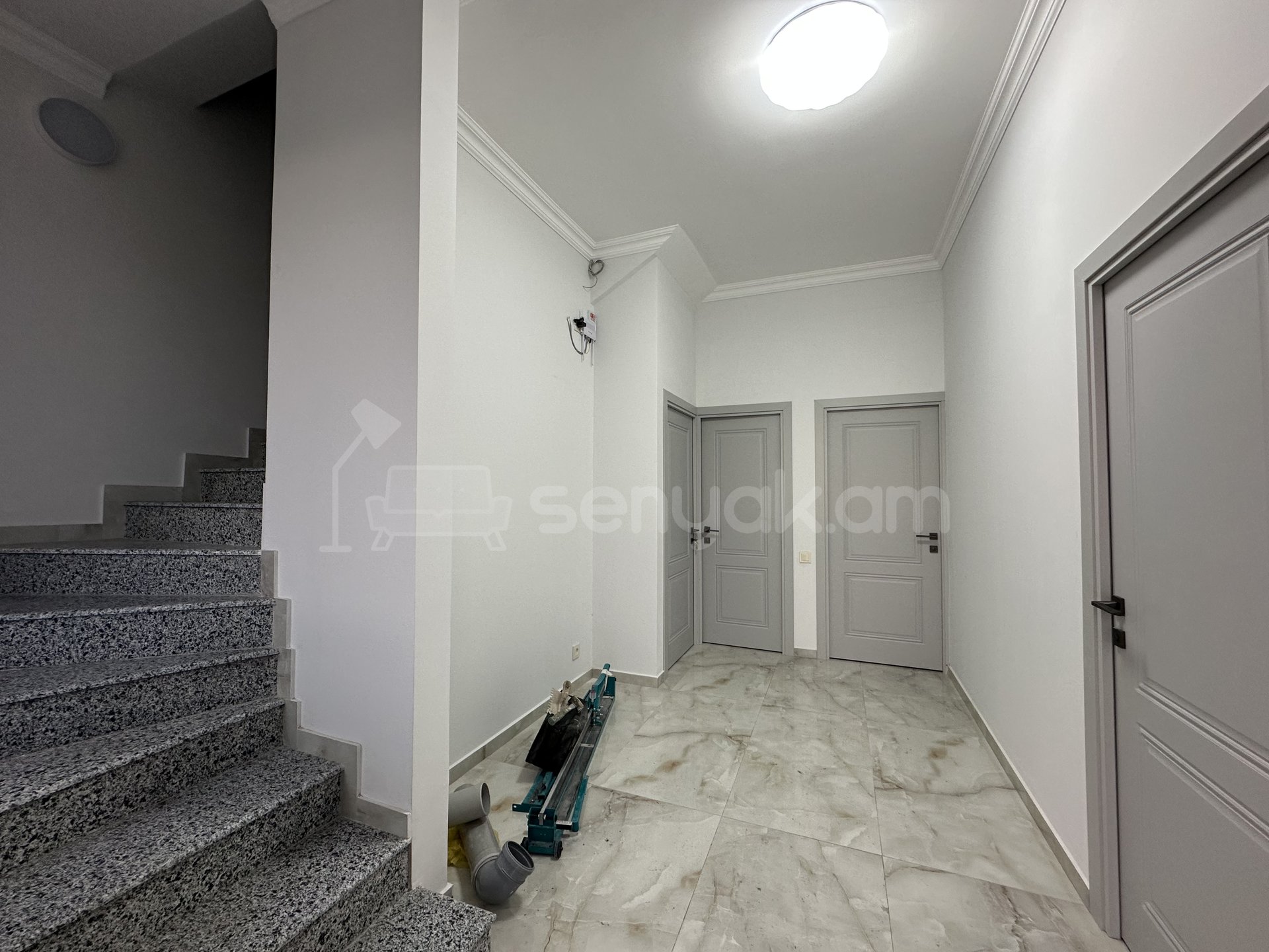 Օֆիսային Տարածք, 140քմ, Կապիտալ Վերանորոգված