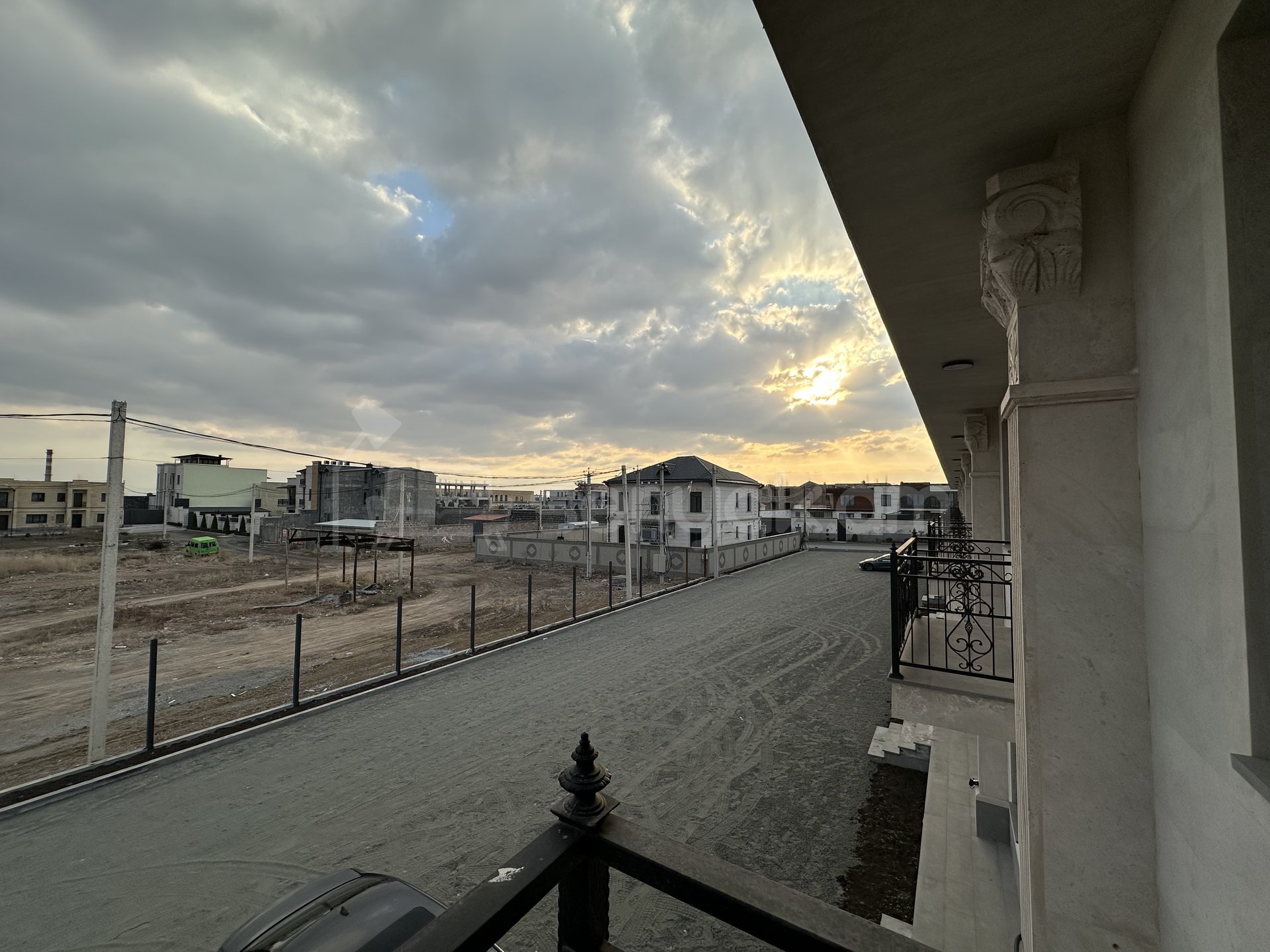 Օֆիսային Տարածք, 140քմ, Կապիտալ Վերանորոգված