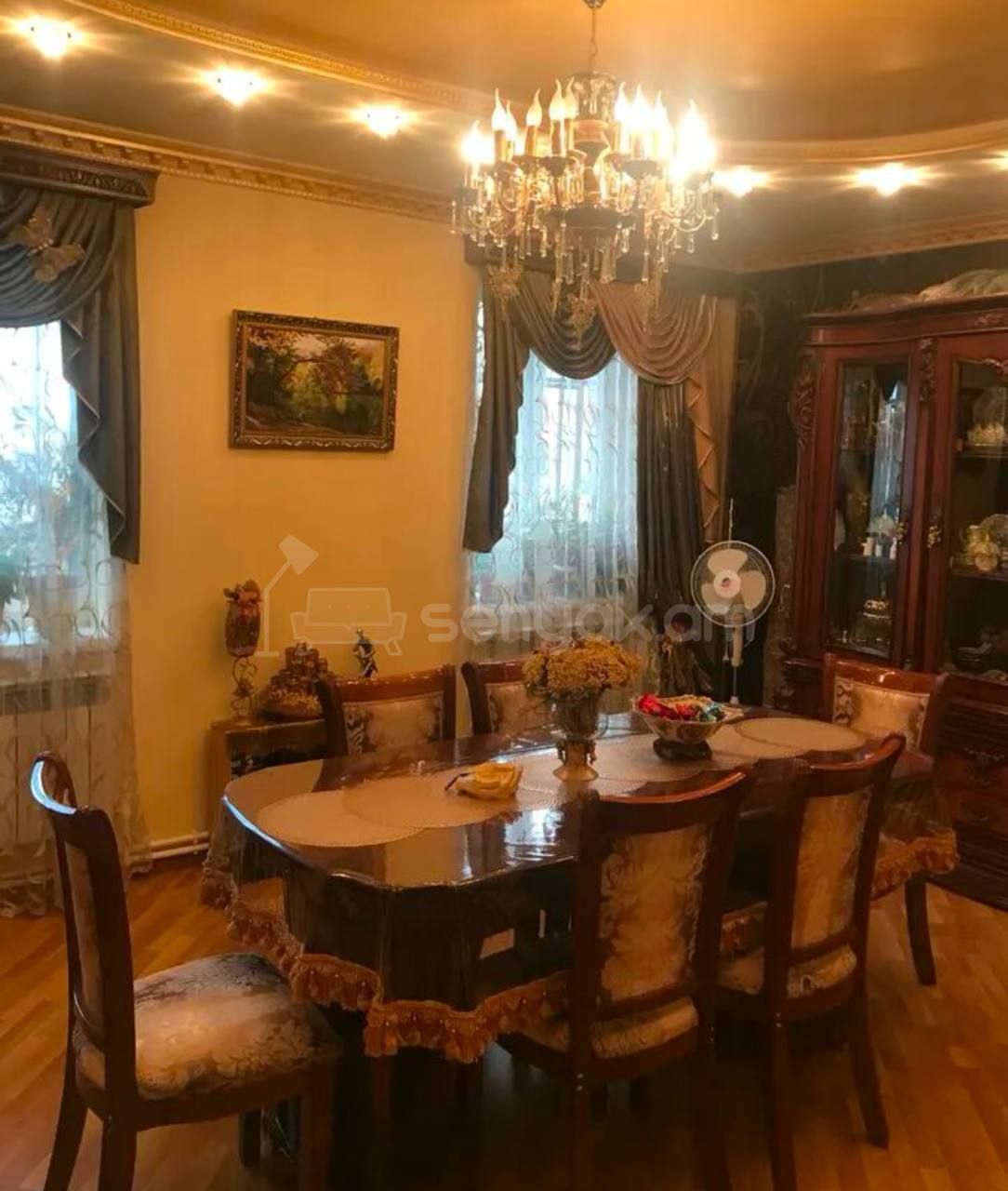 4 Սենյականոց Բնակարան Քարե Շենքում, 106քմ, 1/5 հարկ, Կապիտալ Վերանորոգված