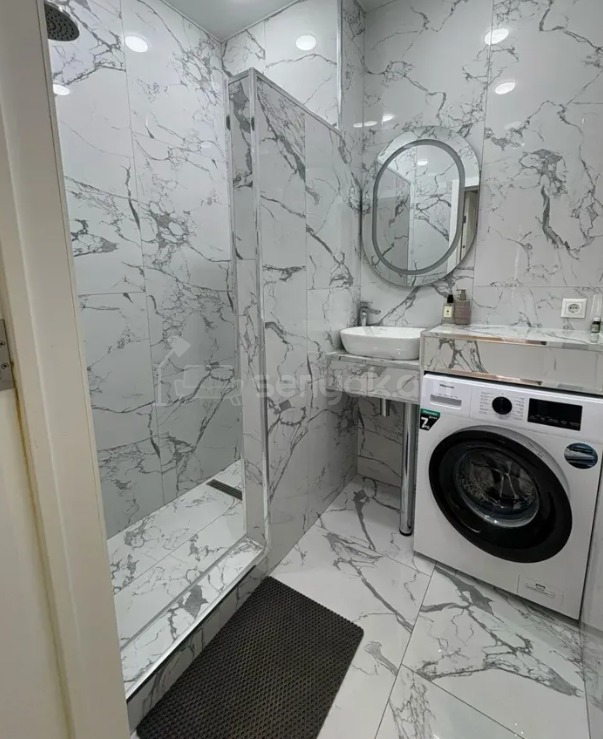 3 Սենյականոց Բնակարան Նորակառույցում, 91քմ, 2/4 հարկ, Դիզայներական Վերանորոգված, Կահավորված