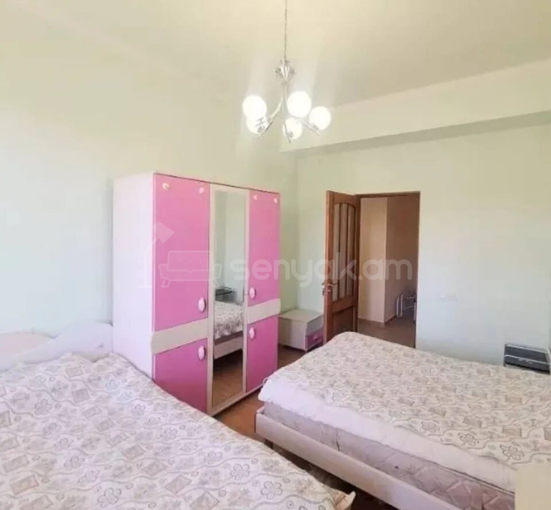 4 Սենյականոց Բնակարան Նորակառույցում, 150քմ, 13/14 հարկ, Կապիտալ Վերանորոգված