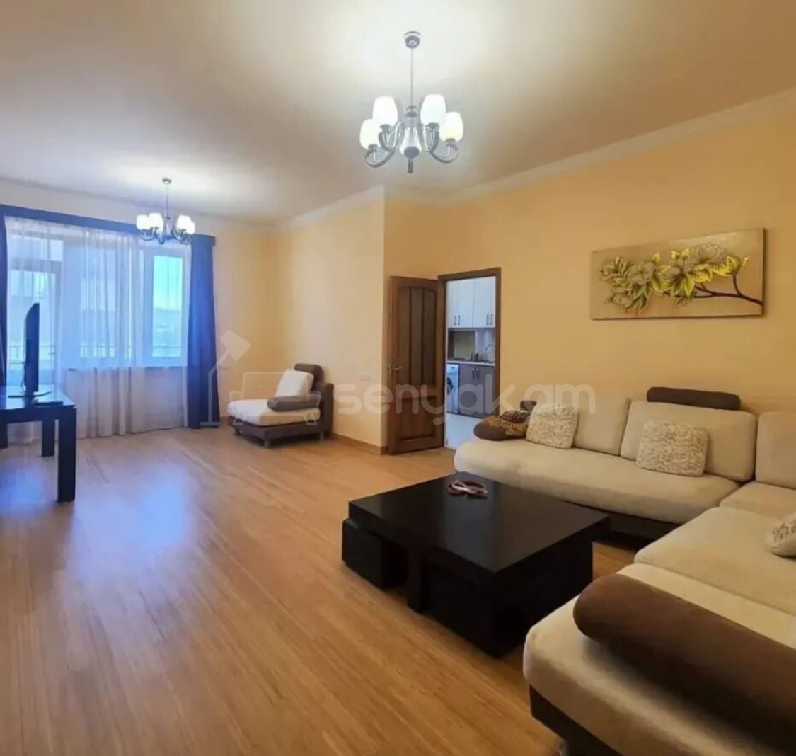 4 Սենյականոց Բնակարան Նորակառույցում, 150քմ, 13/14 հարկ, Կապիտալ Վերանորոգված