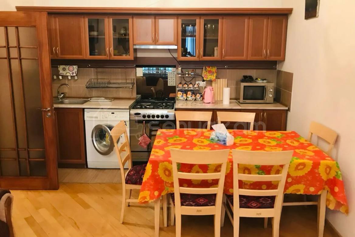 1 Սենյականոց Բնակարան, 37քմ, 3/14 հարկ, Կապիտալ Վերանորոգված