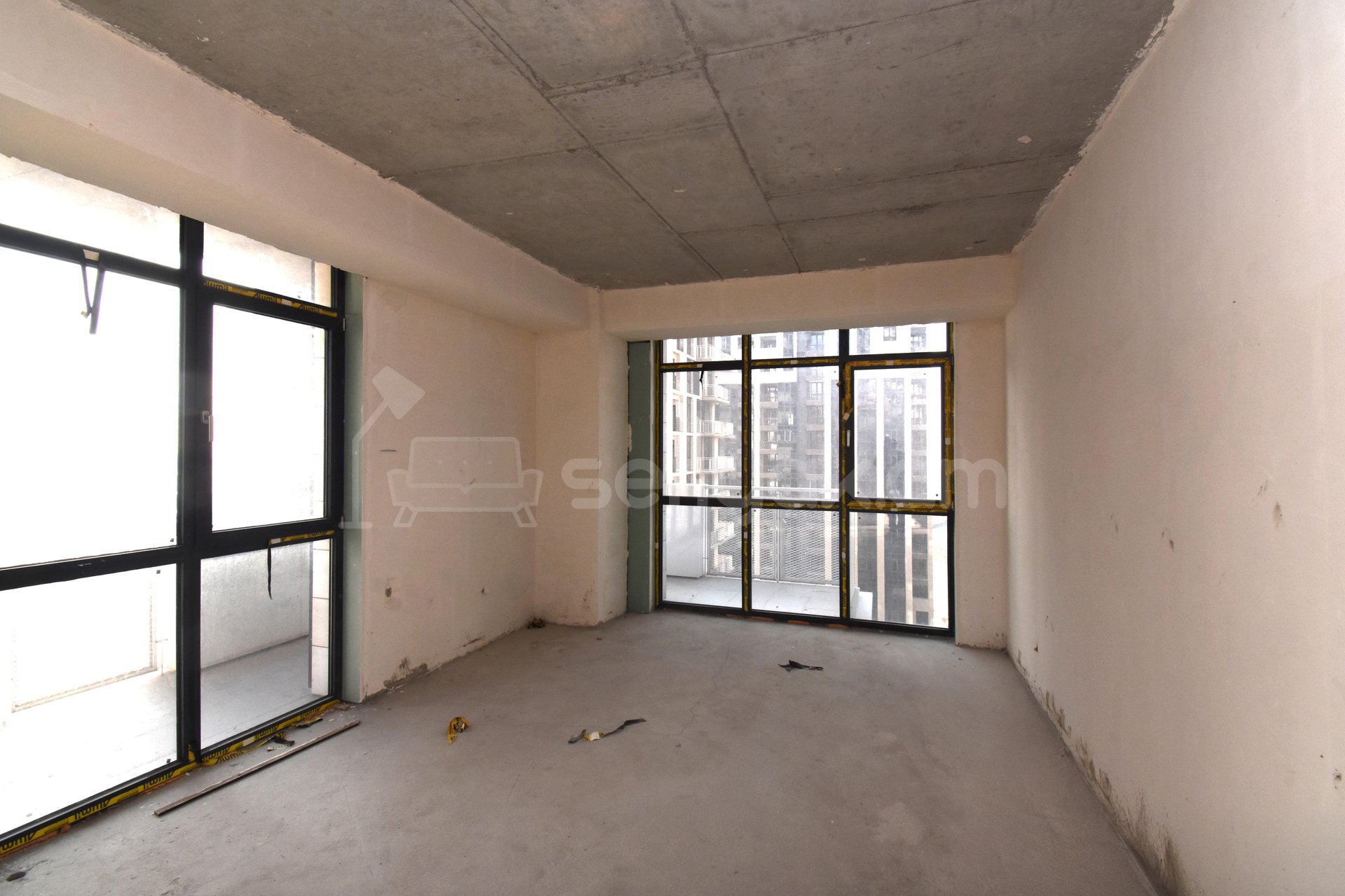 3 Սենյականոց Բնակարան Նորակառույցում, 92քմ, 9/18 հարկ, Զրոյական Վիճակում