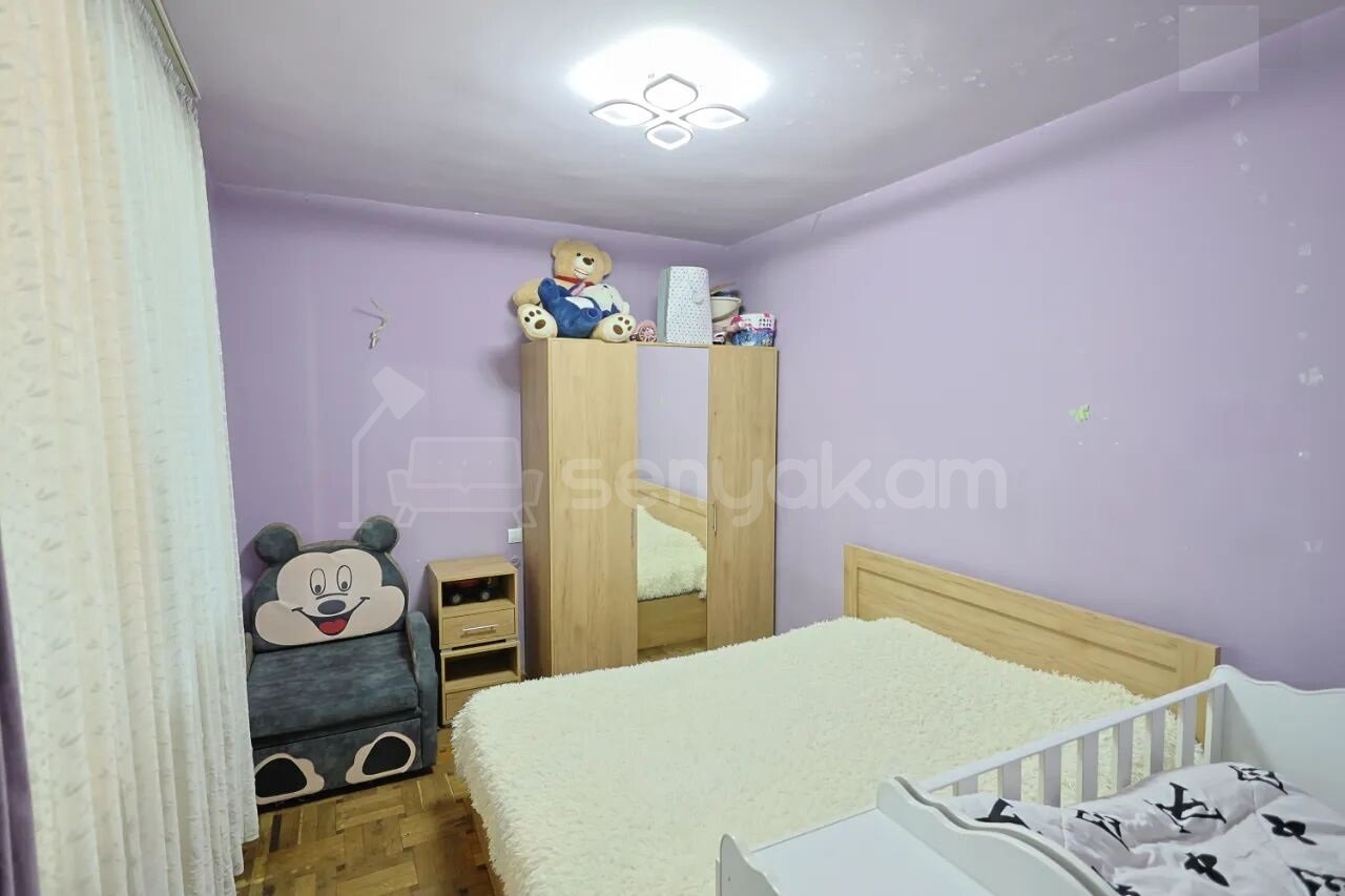 4 Սենյականոց Բնակարան, 87քմ, 2/12 հարկ, Նորմալ Վիճակում