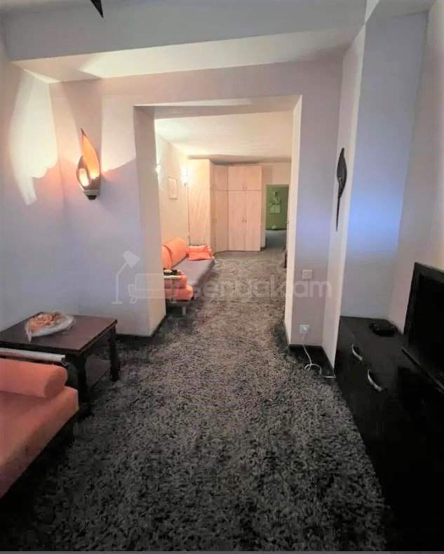 2 Սենյականոց Բնակարան Քարե Շենքում, 72քմ, 1/5 հարկ, Կապիտալ Վերանորոգված