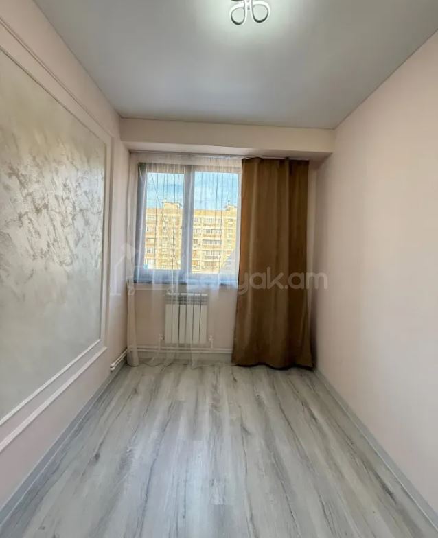 4 Սենյականոց Բնակարան, 90քմ, 8/9 հարկ, Դիզայներական Վերանորոգված