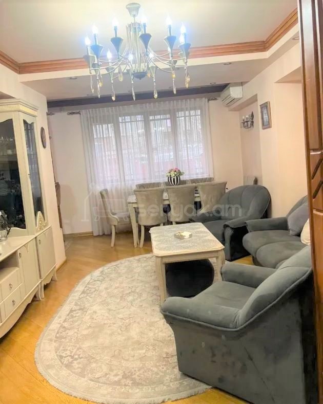 3 Սենյականոց Բնակարան, 86քմ, 1/11 հարկ, Կապիտալ Վերանորոգված