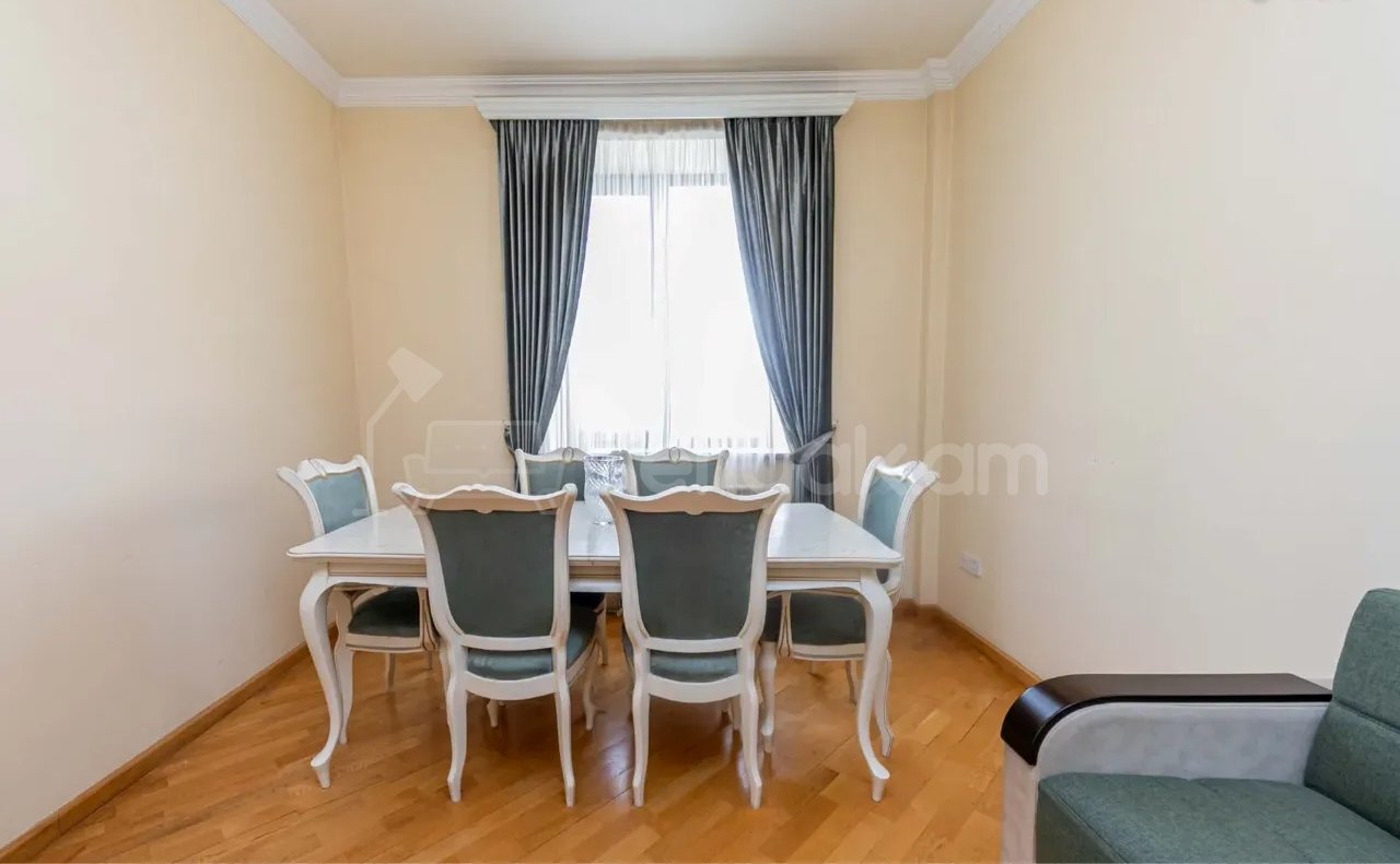 2 Սենյականոց Բնակարան Նորակառույցում, 76քմ, 12/13 հարկ, Կապիտալ Վերանորոգված