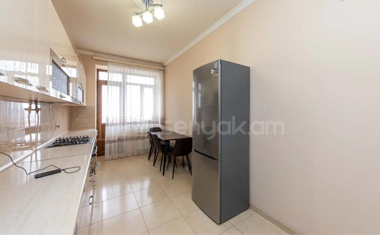 2 Սենյականոց Բնակարան Նորակառույցում, 76քմ, 12/13 հարկ, Կապիտալ Վերանորոգված