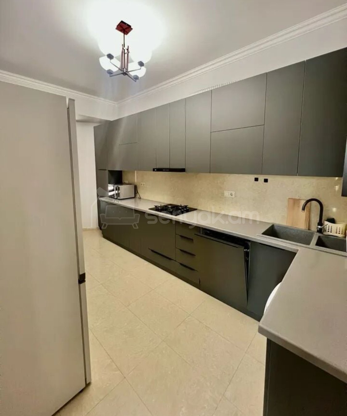 2 Սենյականոց Բնակարան Նորակառույցում, 74քմ, 14/16 հարկ, Դիզայներական Վերանորոգված, Կահավորված