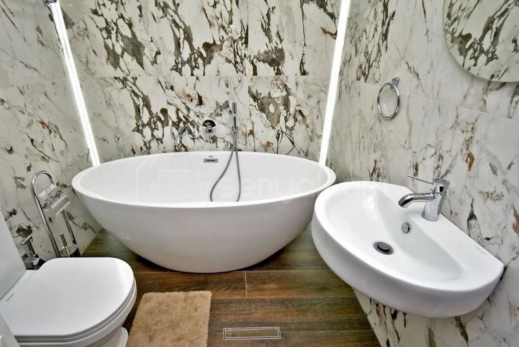 3 Սենյականոց Բնակարան Քարե Շենքում, 78քմ, 2/5 հարկ, Դիզայներական Վերանորոգված, Կահավորված