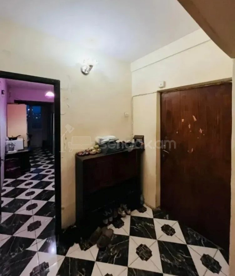 3 Սենյականոց Բնակարան, 87քմ, 7/9 հարկ, Պետական Վիճակում