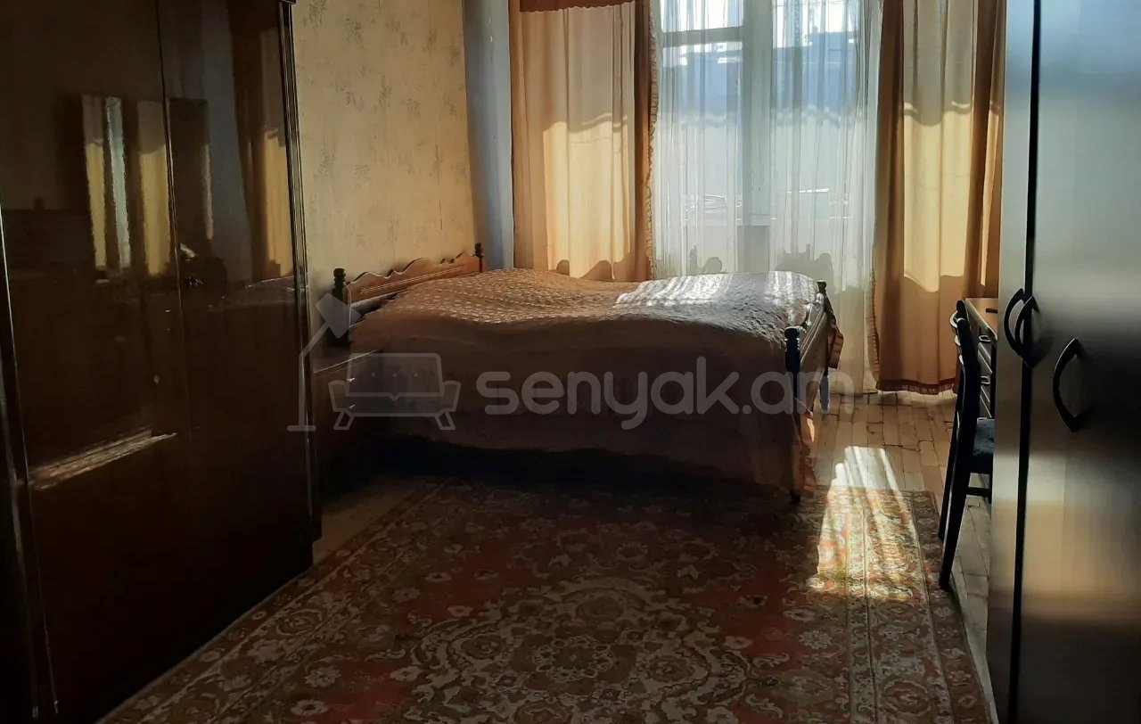 3 Սենյականոց Բնակարան, 92քմ, 7/9 հարկ, Պետական Վիճակում