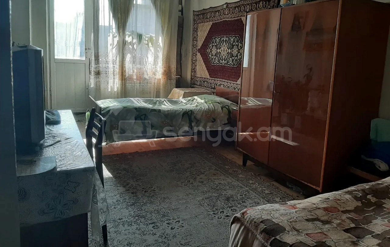 3 Սենյականոց Բնակարան, 92քմ, 7/9 հարկ, Պետական Վիճակում