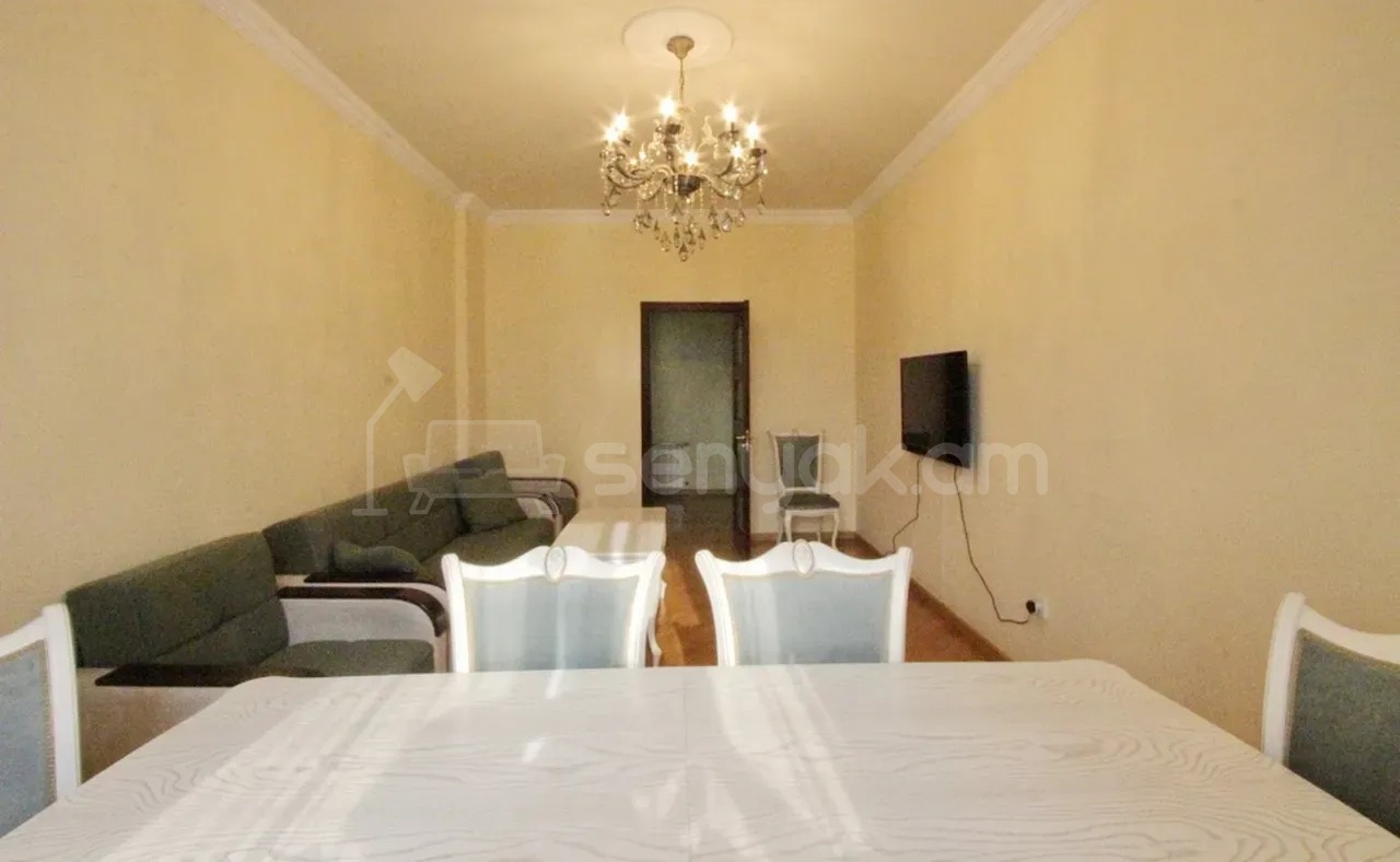 2 Սենյականոց Բնակարան Նորակառույցում, 76քմ, 12/13 հարկ, Կապիտալ Վերանորոգված